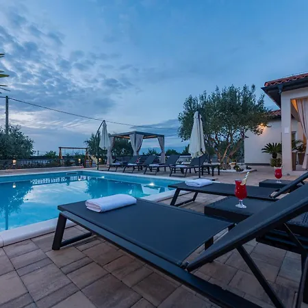 La Aurora Zadarvillas וילה