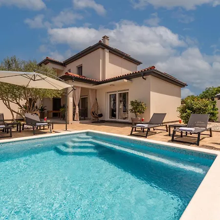 La Aurora Zadarvillas Murvica (Policnik)