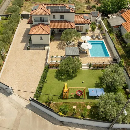 La Aurora Zadarvillas Murvica (Policnik)