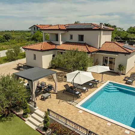 La Aurora Zadarvillas