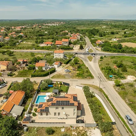 La Aurora Zadarvillas Murvica (Policnik)