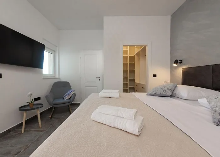 La Aurora Zadarvillas Villa *