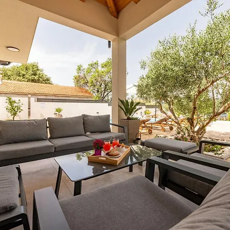 Villa La Aurora Zadarvillas Murvica (Policnik)