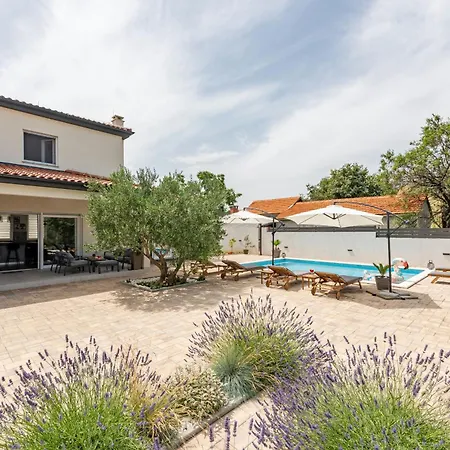 La Aurora Zadarvillas *