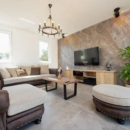 La Aurora Zadarvillas *