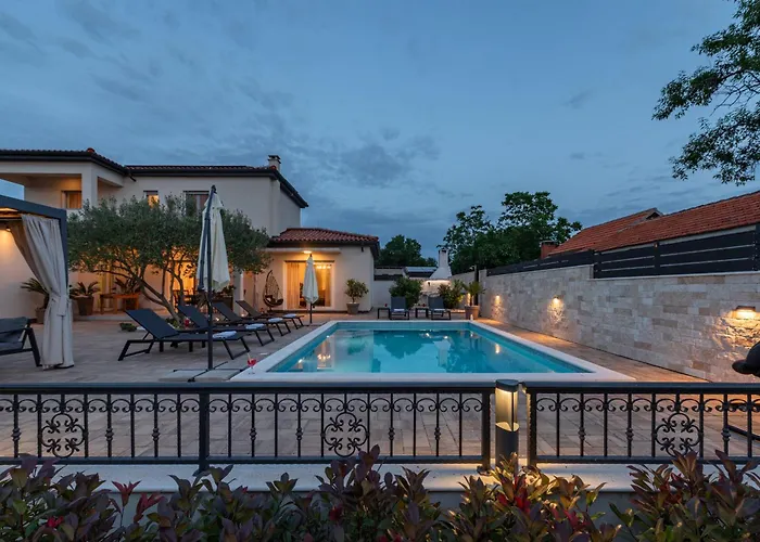 La Aurora Zadarvillas Vila Murvica (Policnik)