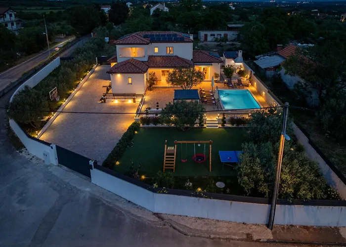 Vila La Aurora Zadarvillas *
