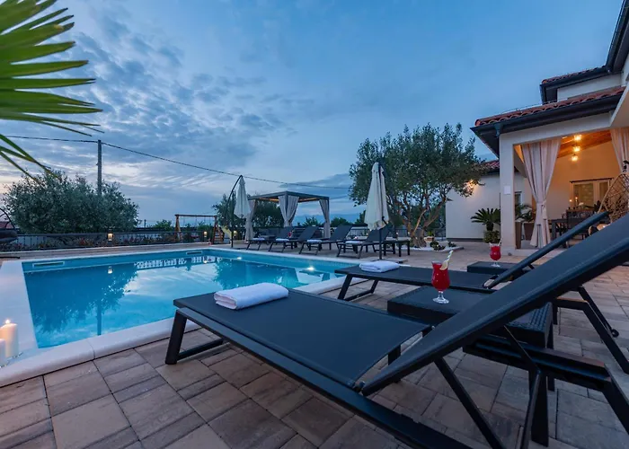 La Aurora Zadarvillas וילה