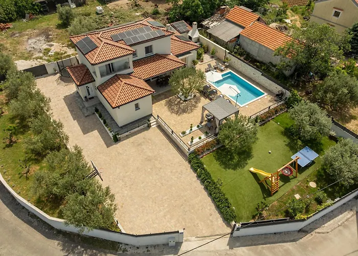La Aurora Zadarvillas וילה *