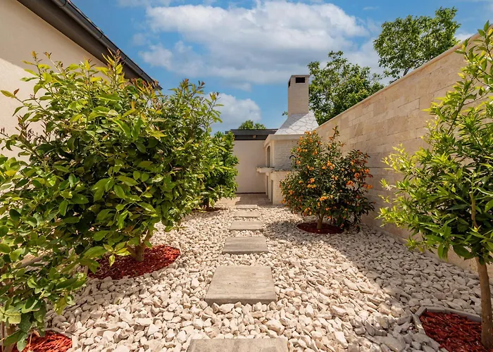 La Aurora Zadarvillas Vila *